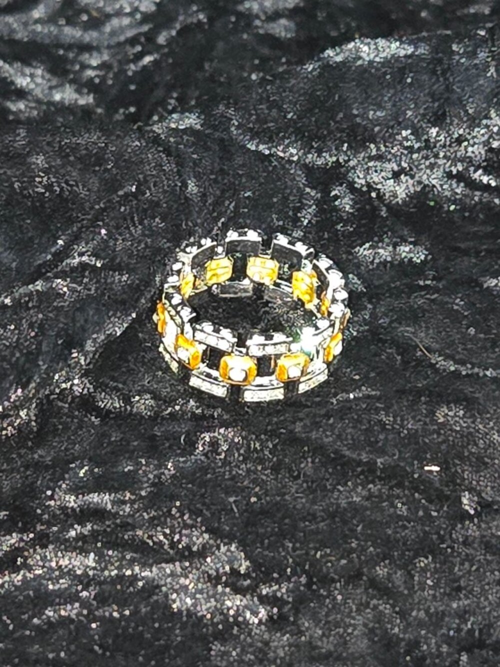 White and Yellow GOLD rhinestone statement ring size 9...26015